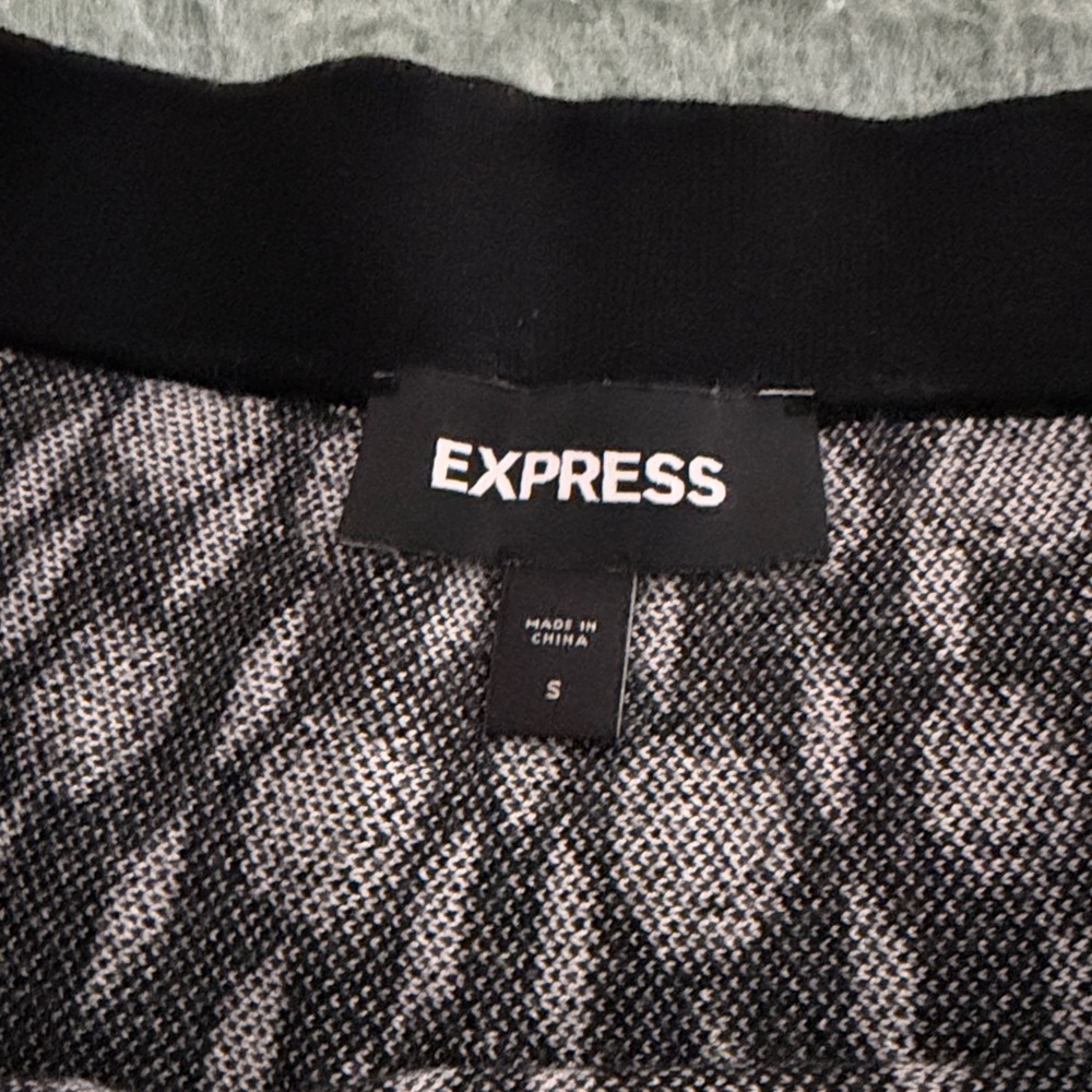 Express Black and White Knit Two Piece Skirt Set - Picture 5 of 7